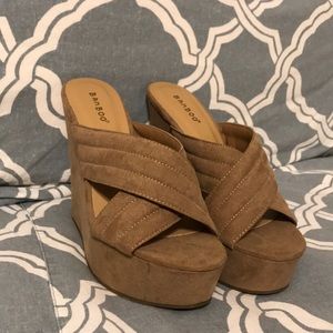 Bamboo-Wedge Sandals